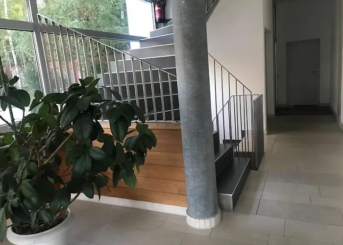 Good Location, Spacious, Comfortable And Bright!! * Лозана