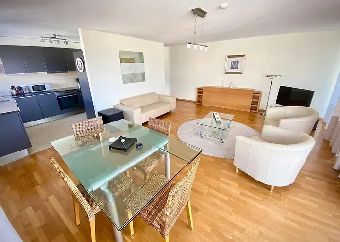 Apartmán Good Location, Spacious, Comfortable And Bright!! *