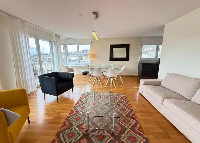 Apartment Good Location, Spacious, Comfortable And Bright!! *